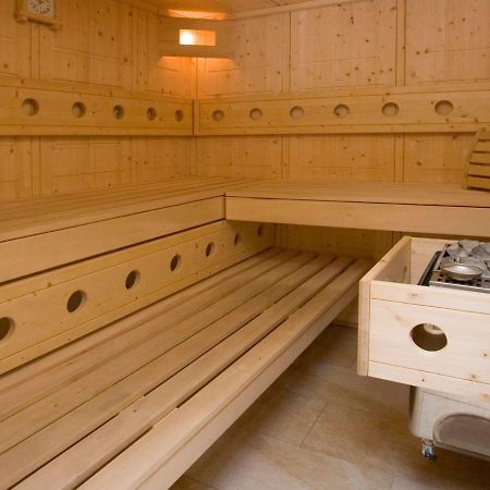 Chalet In Annaberg-Lungoetz With Shared Sauna Villa Buitenkant foto