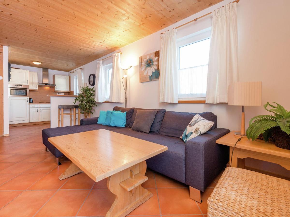 Chalet In Annaberg-Lungoetz With Shared Sauna Villa Kamer foto