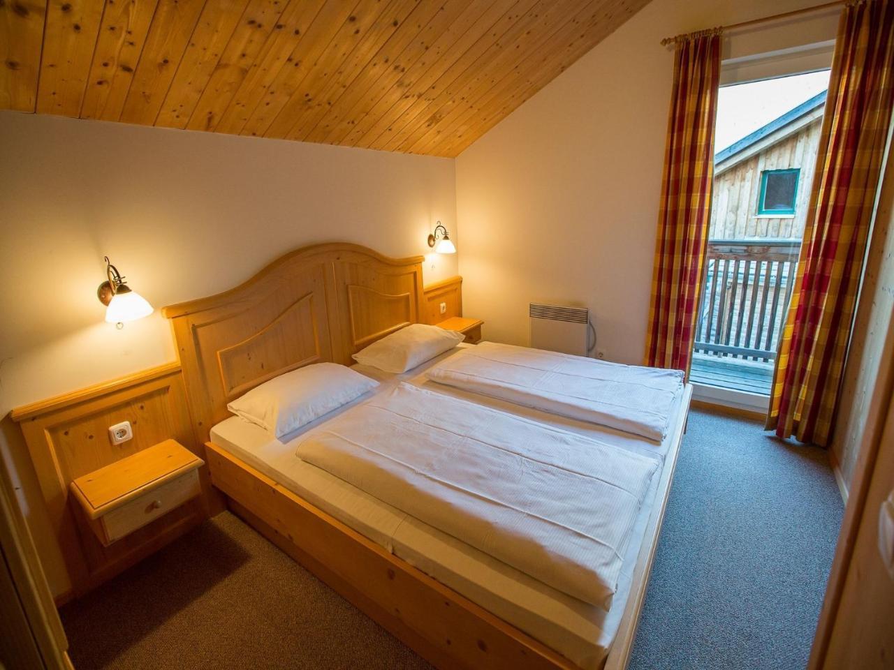 Chalet In Annaberg-Lungoetz With Shared Sauna Villa Buitenkant foto